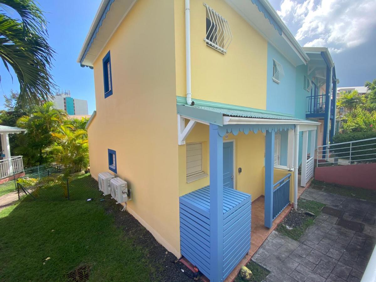 Maison Mitoyenne , Piscine,Citerne, Jardin, Parking, Plage Le Gosier  Exteriör bild