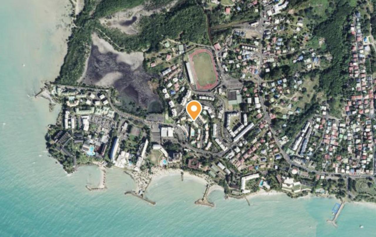 Maison Mitoyenne , Piscine,Citerne, Jardin, Parking, Plage Le Gosier  Exteriör bild